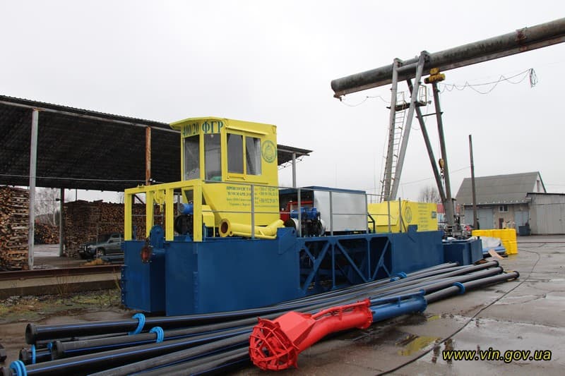 Vinnitsa Region in Ukraine acquired 2 dredgers for the clearing of water reservoirs in the region 3