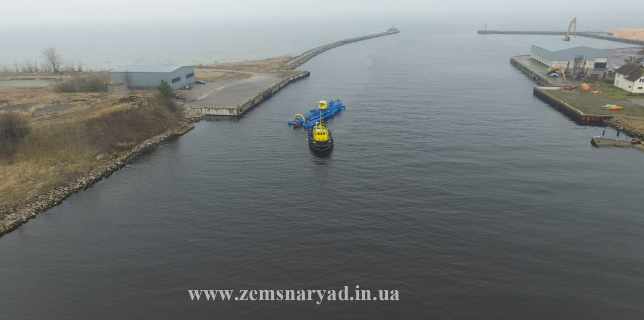 Dredging in Ukraine. Dredger HCC 800 40 F GR produced by VVV-Spetstekhnika, Kherson work in Latvia